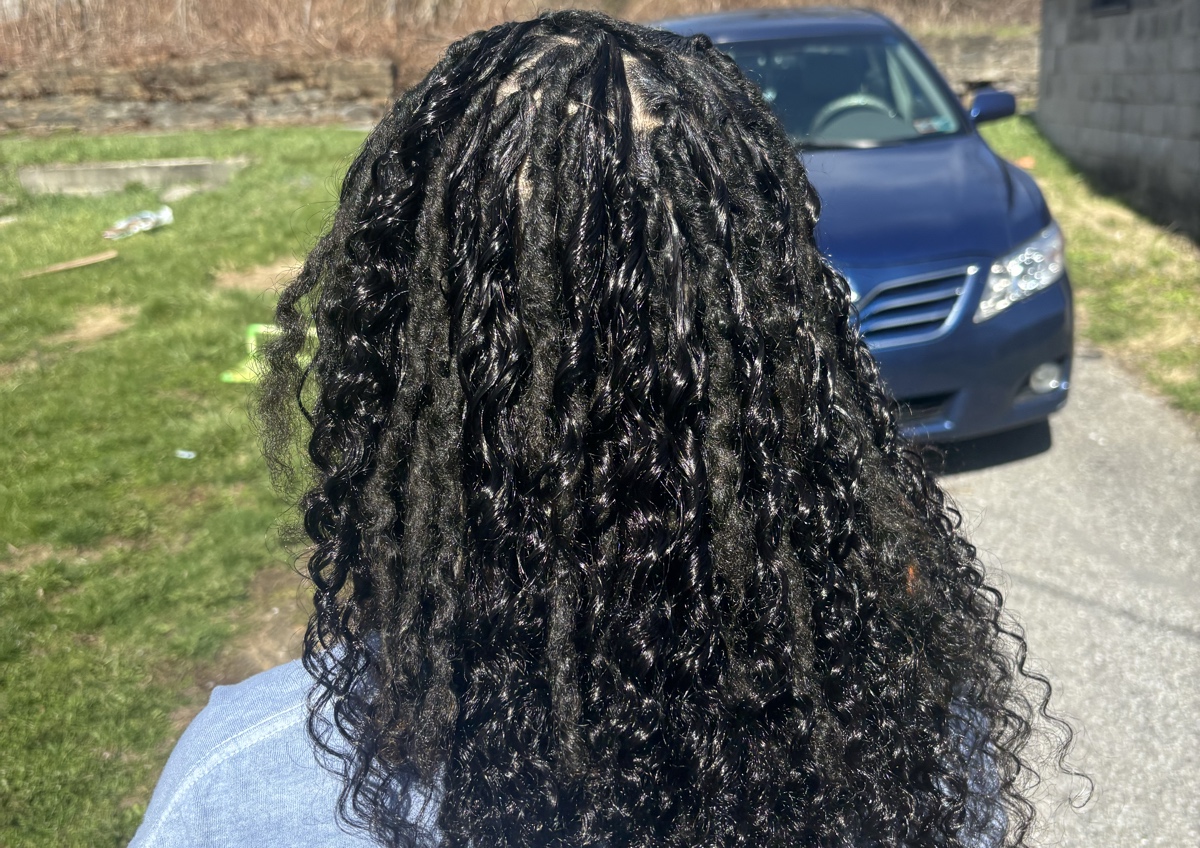 Miracle Knot Locs 