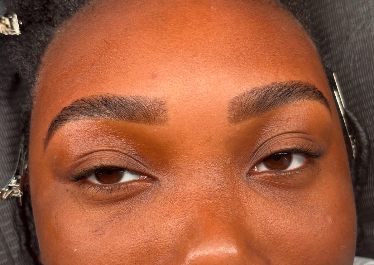 Brow tint