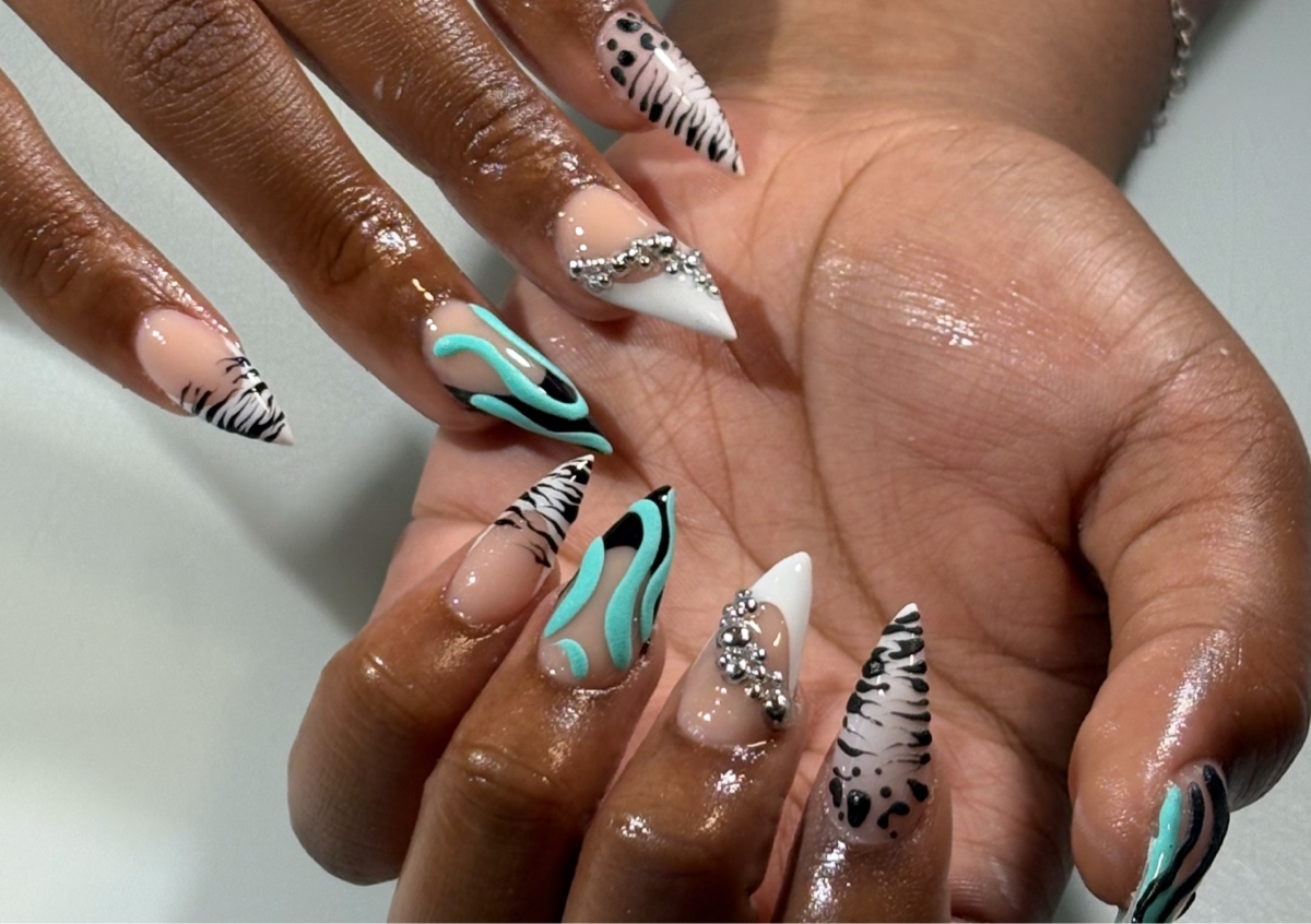 Acrylic Full set with designs