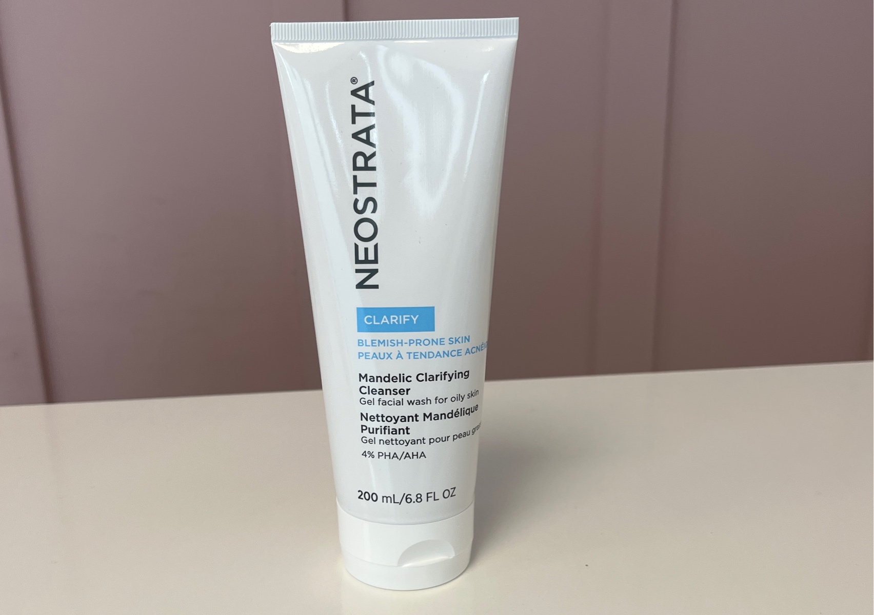 Mandelic cleanser
