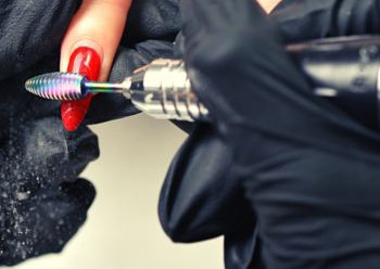 File off gel nails or toes
