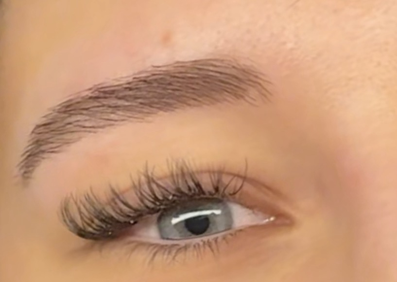 Eyebrow wax and tint 