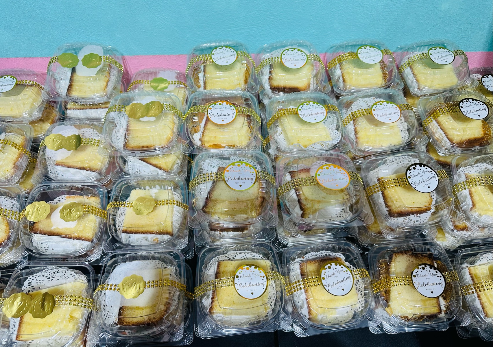 PORCIONES INDIVIDUALES DE BIZCOCHOS ENPACADOS  