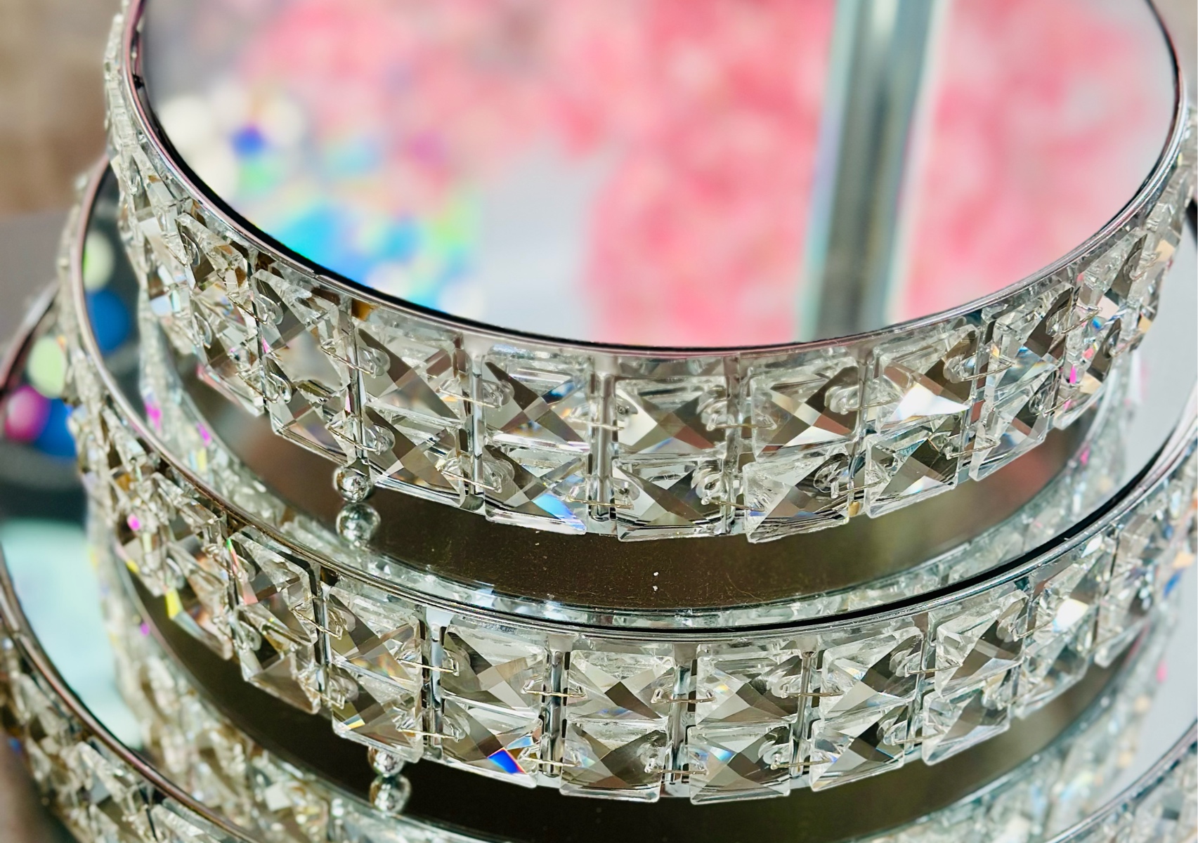 BASE COLOR PLATEADA CON CRISTALES 8”