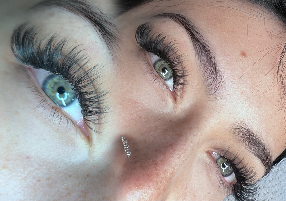 Light Volumen Lashes