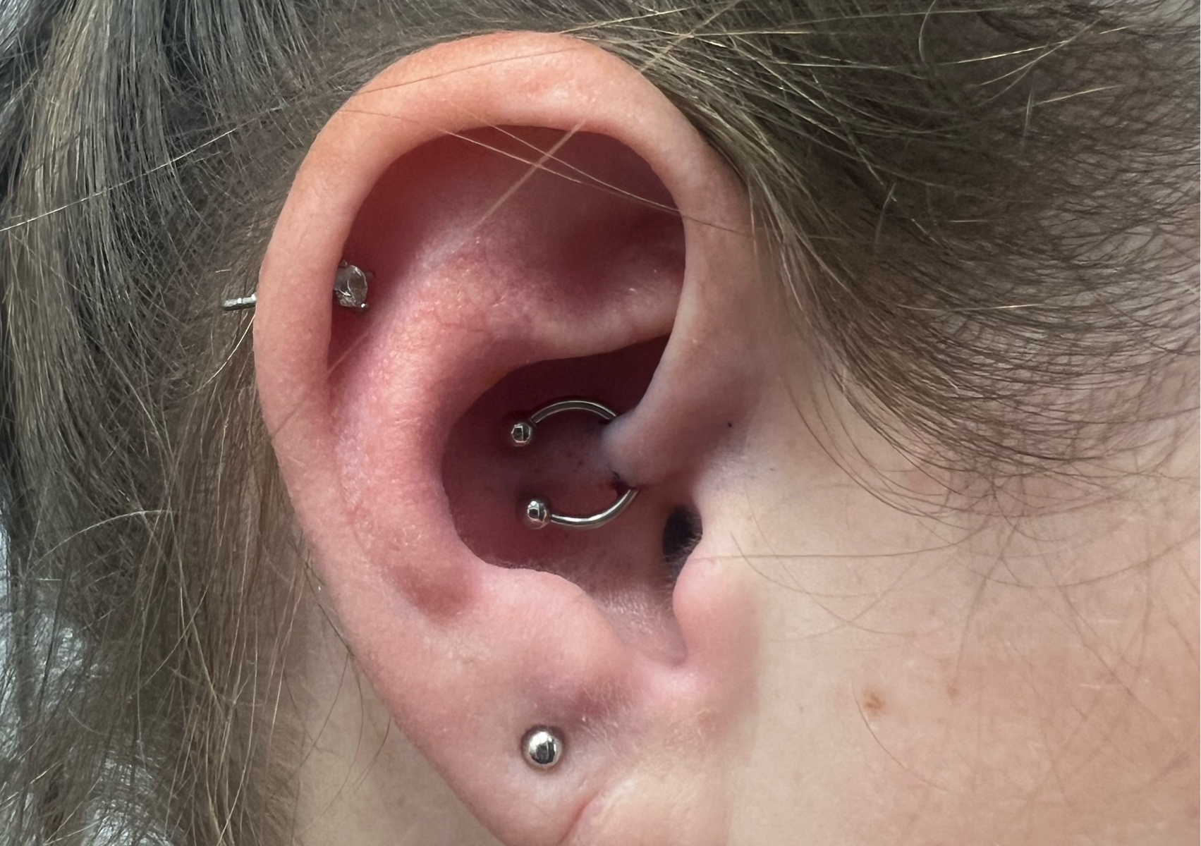 Daith piercing