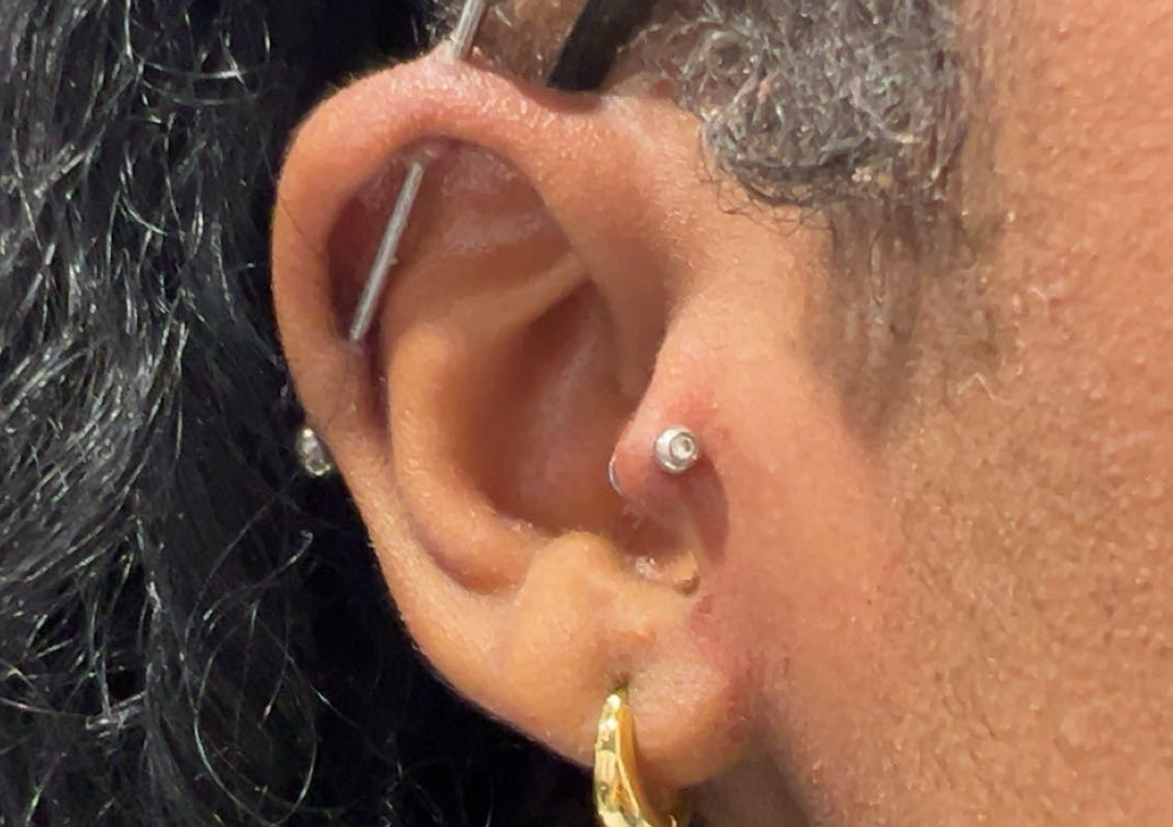 Tragus piercing