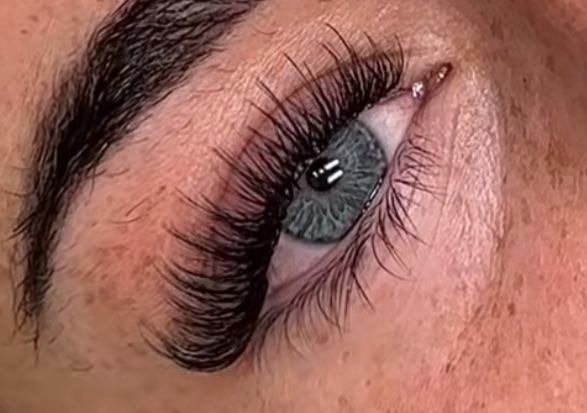 Hybrid lashes