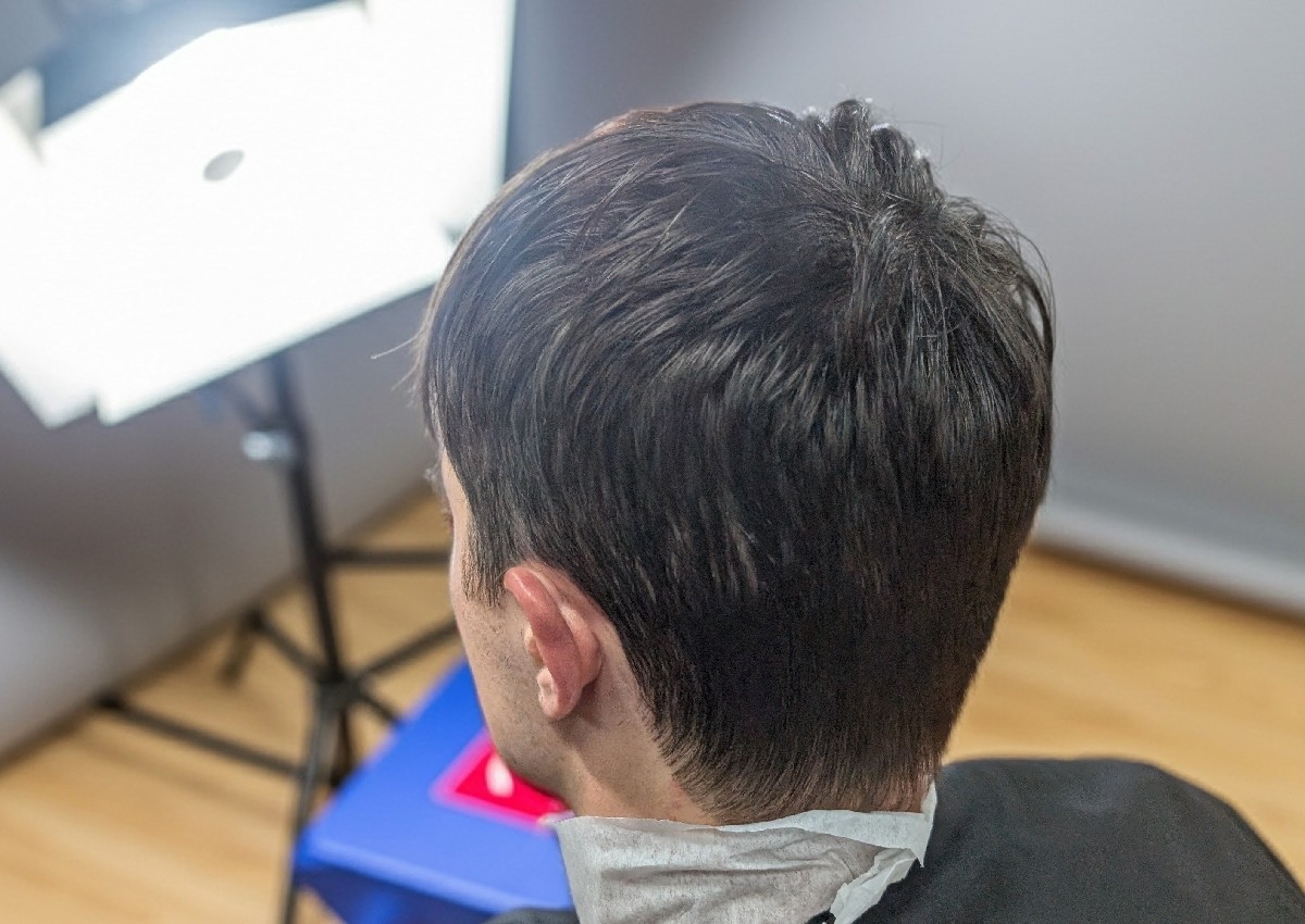 Haircuts 💈 (2/3)
