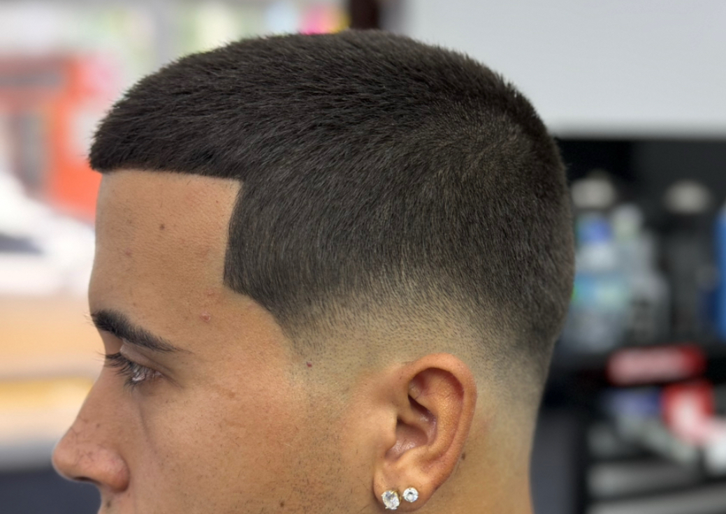Corte sin barba con cejas 