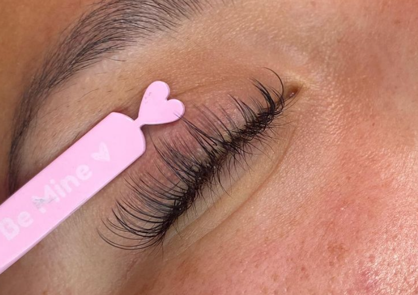 Classic lashes