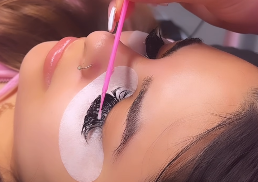 Lash removal 