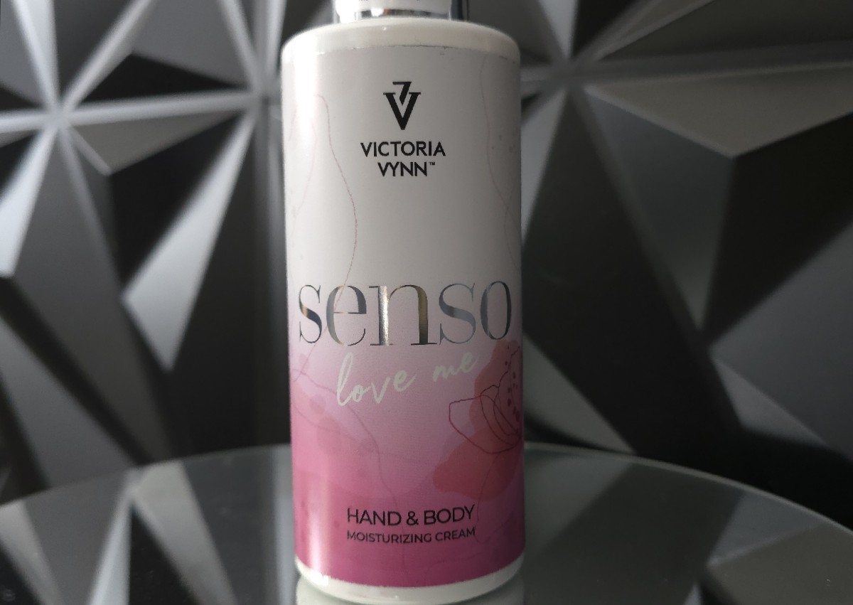 Hand and body cream "love me"