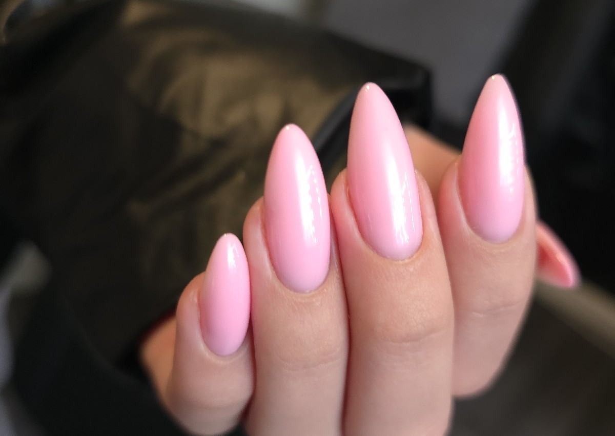 Manicure — 2.5 Hours (2/3)