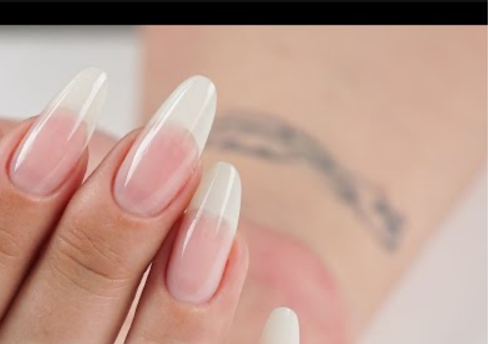 BUILGER GEL FULL SET ( Nail tips  )