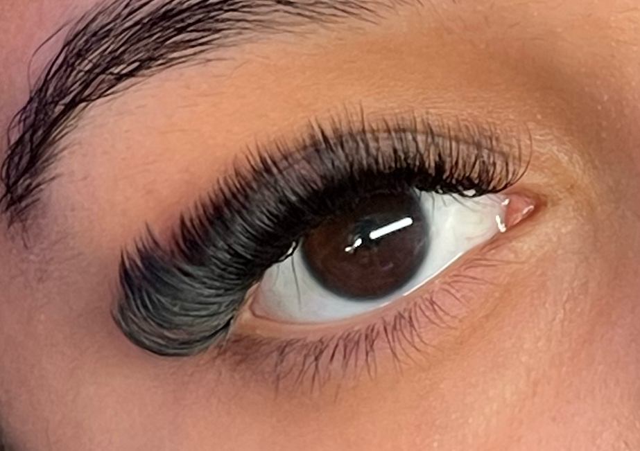 volume Lashes