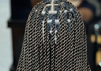 Smeduim Senegalese twist mid-back length