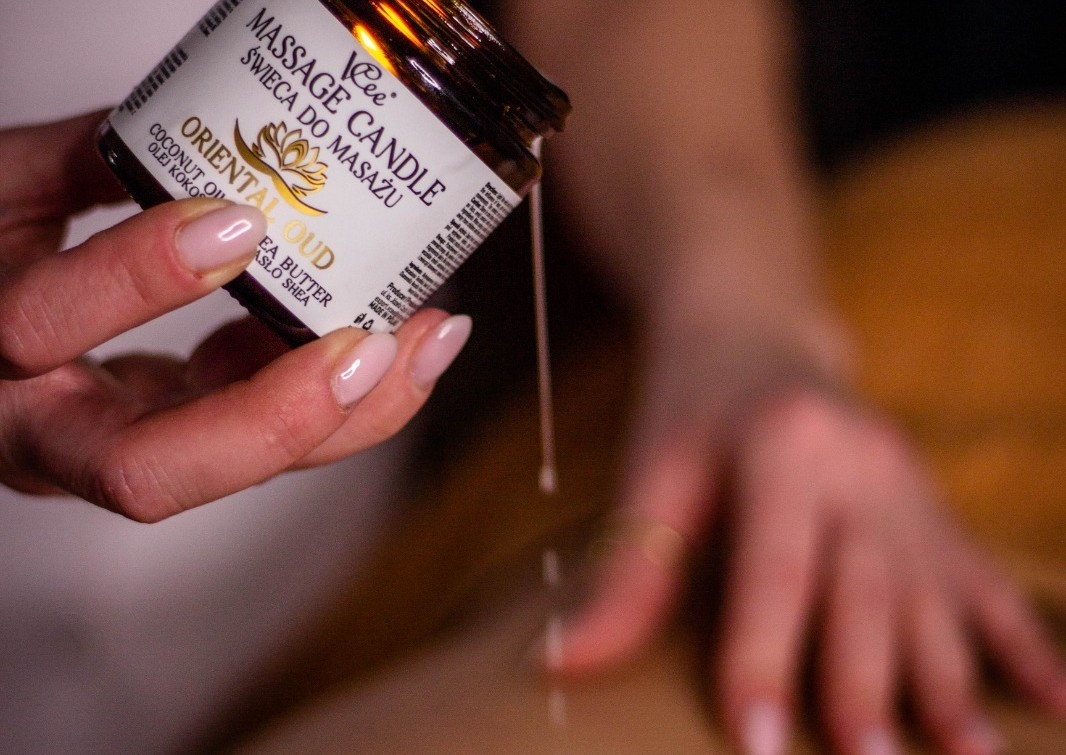 Masaj de relaxare(cu lumanare calda si ulei cald)