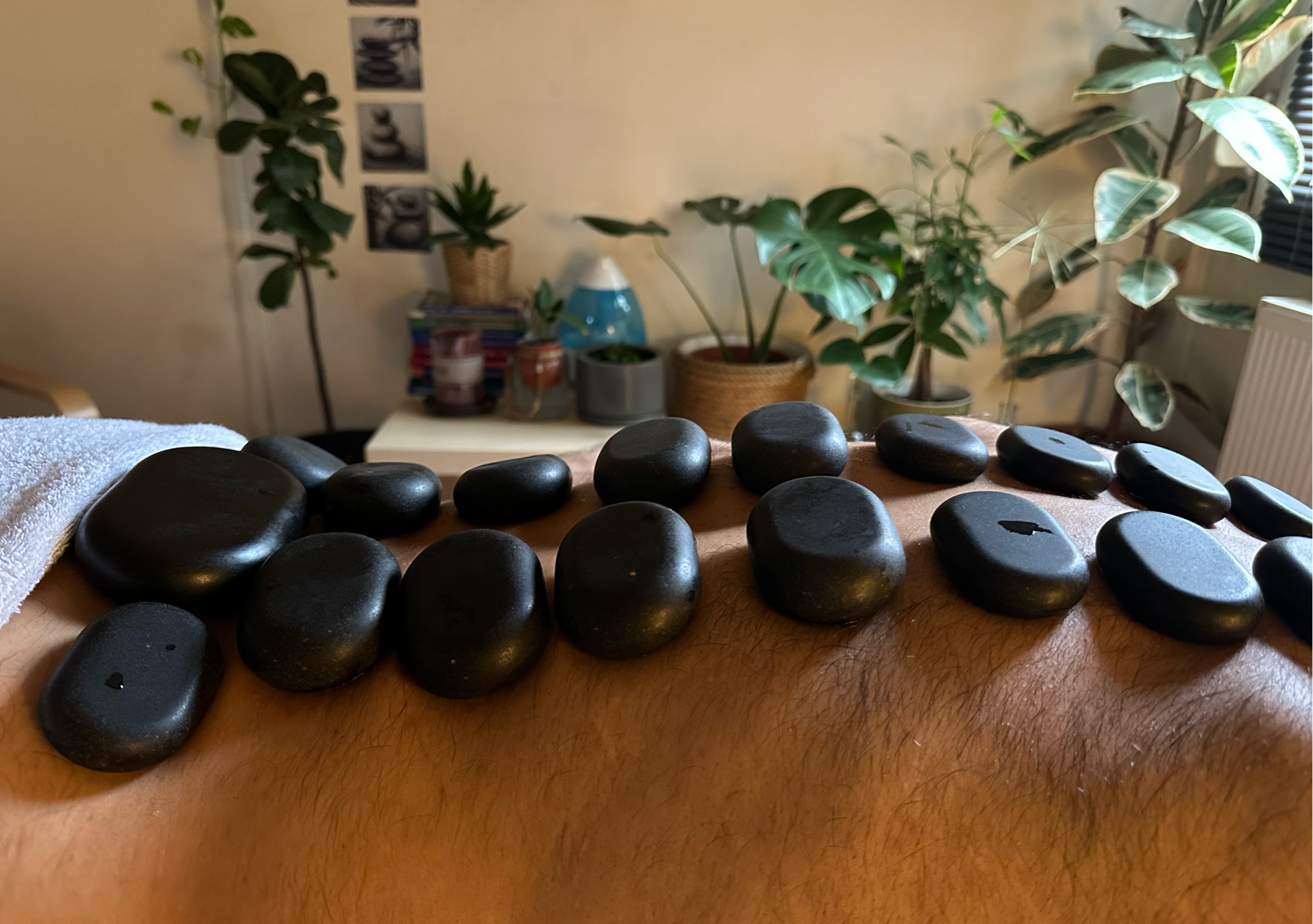 Hot stone massage 