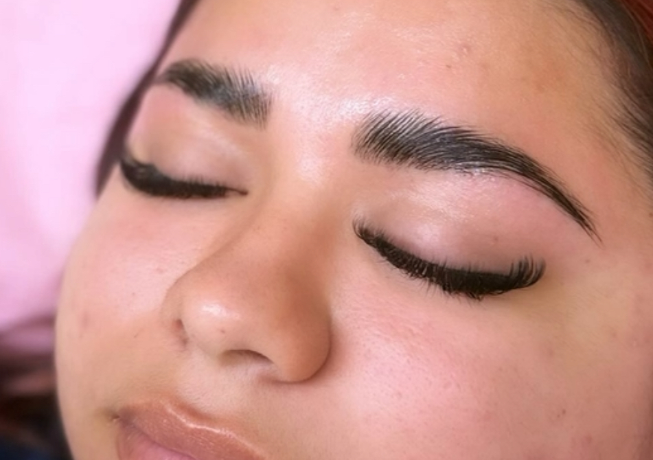 Brow lamination +tint/wax