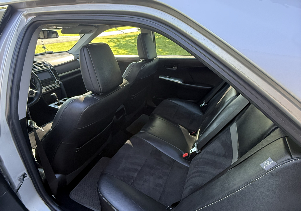 Sedan Interior (2/3)