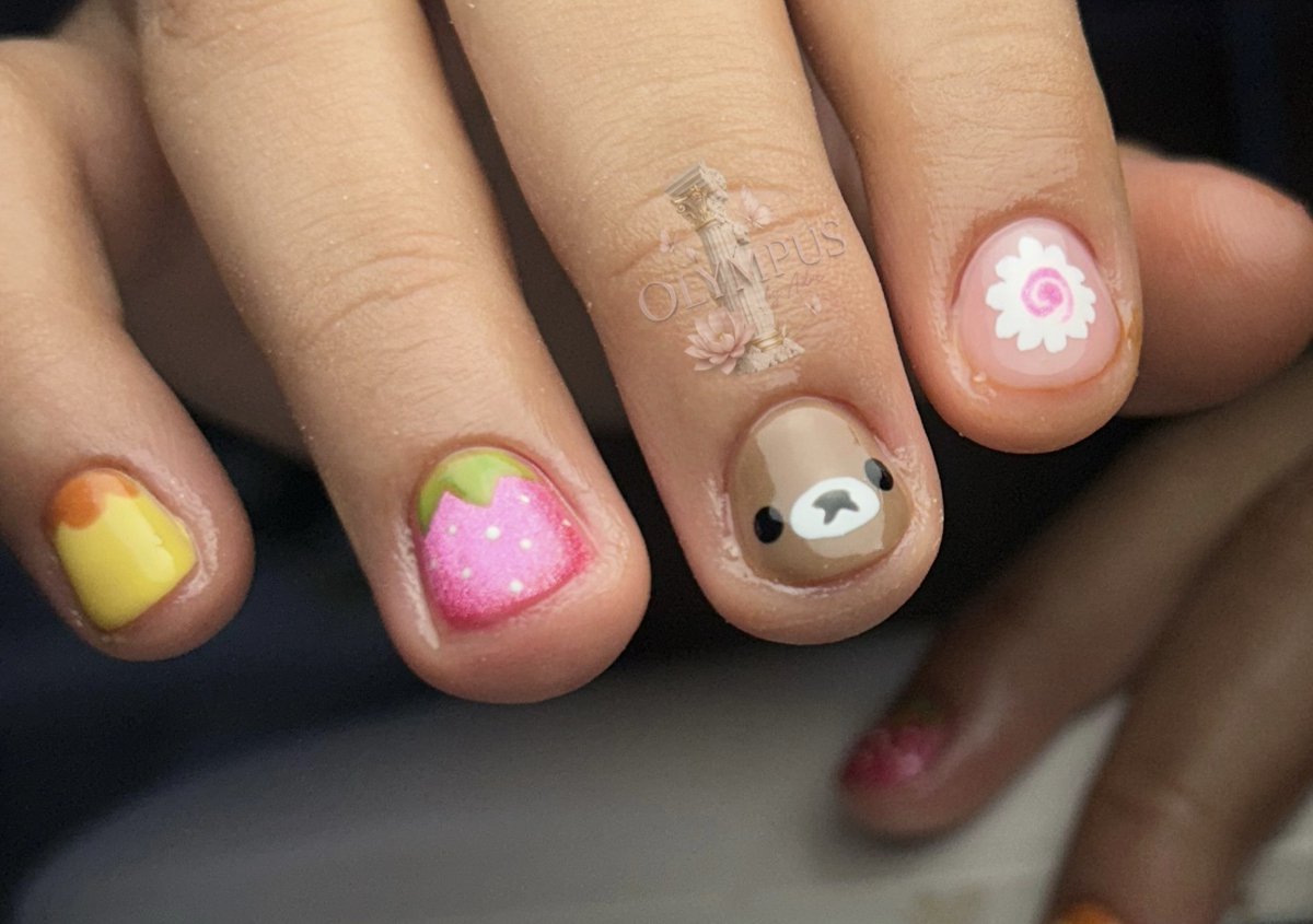 Junior goddess manicure 