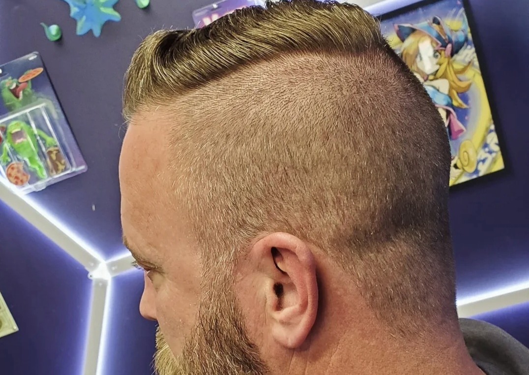 Mens haircut (4/4)
