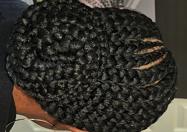 Large cornrows (All back)