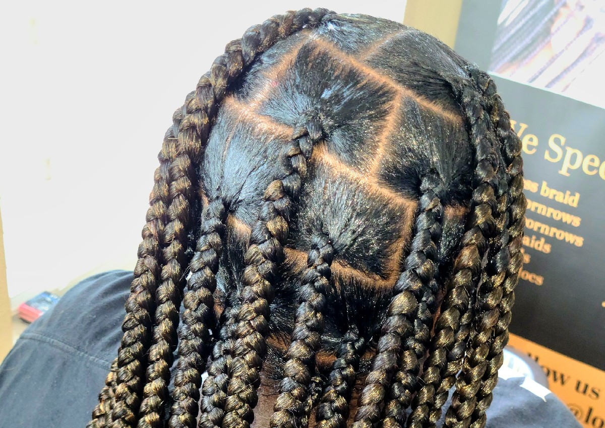 Large knotless/midback/waistlength 