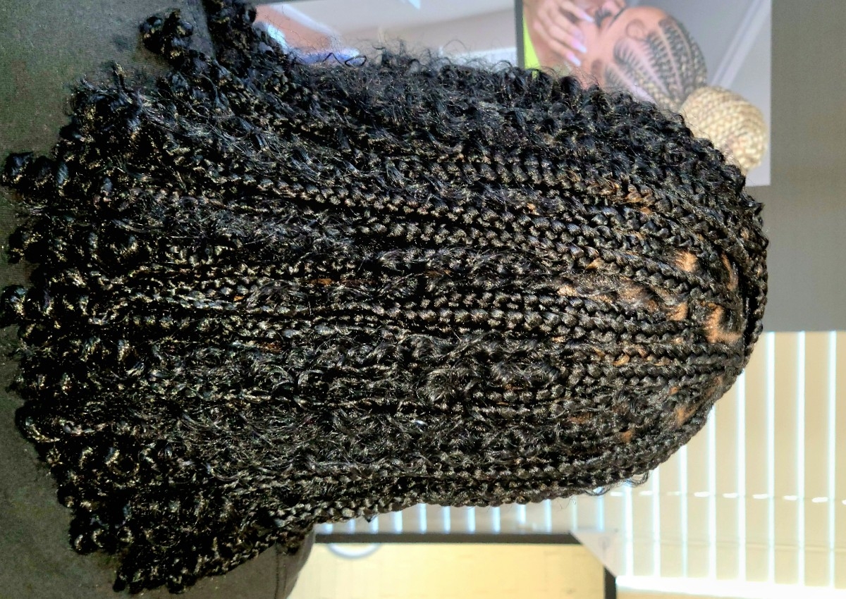 Small Knotless (boho bob)