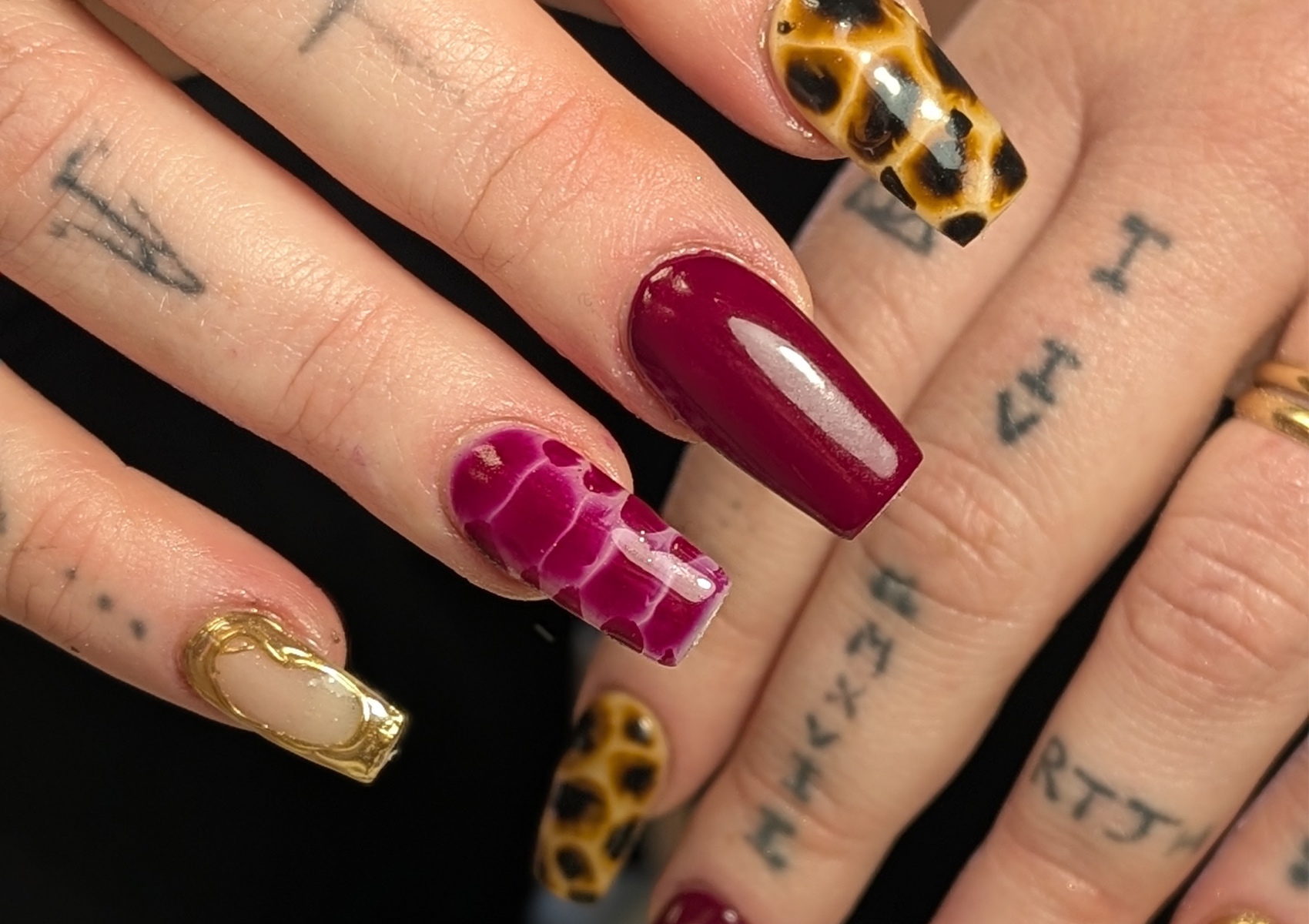 Acrylic Nails  - Advanced Nail art /Large Length 
