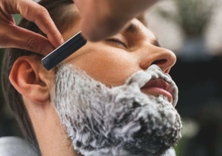 HAIRCUT \ ROYAL SHAVE