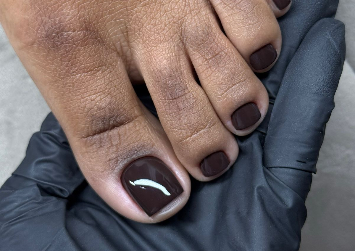 Basic pedicure 