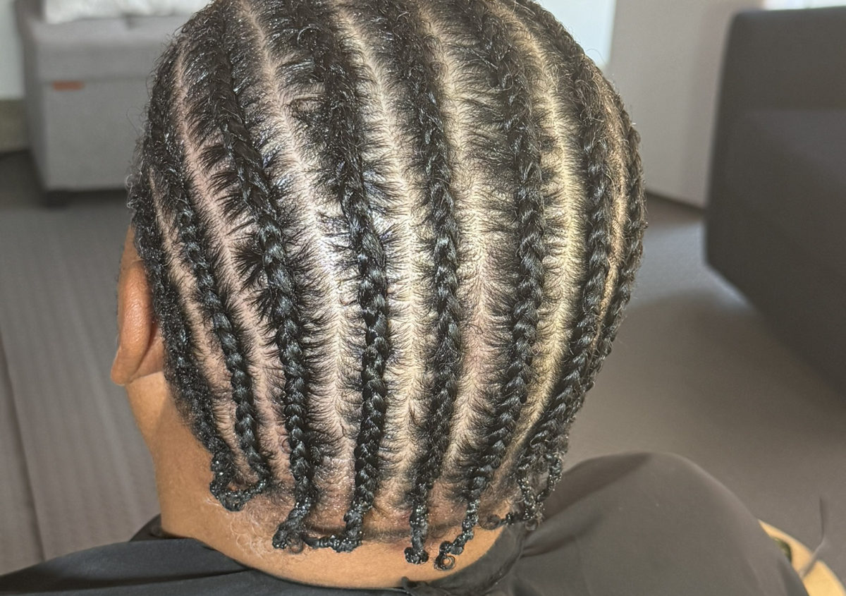 Men regular cornrows 