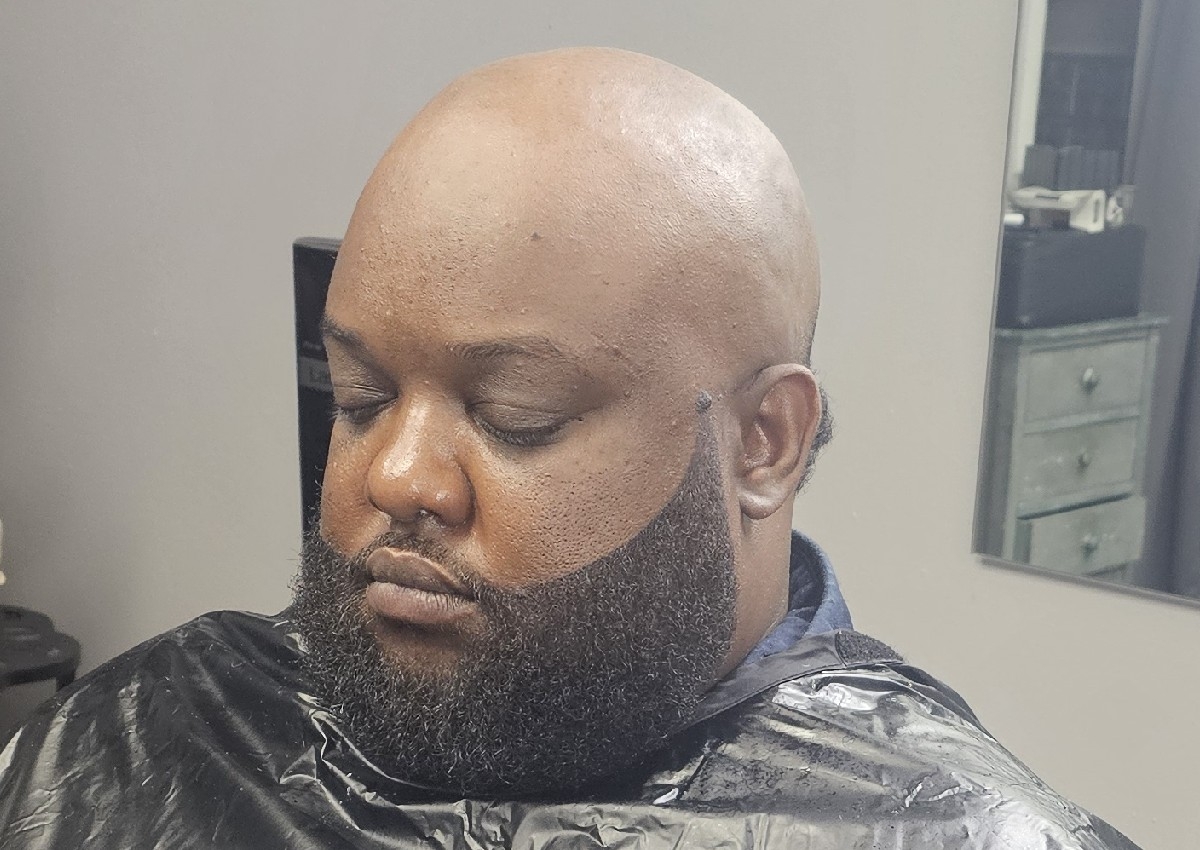 Beard sculpting 🧔🏾