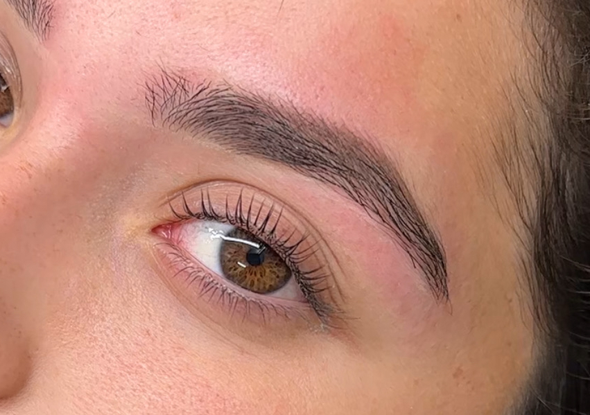Brow shaping ( NO TINT)