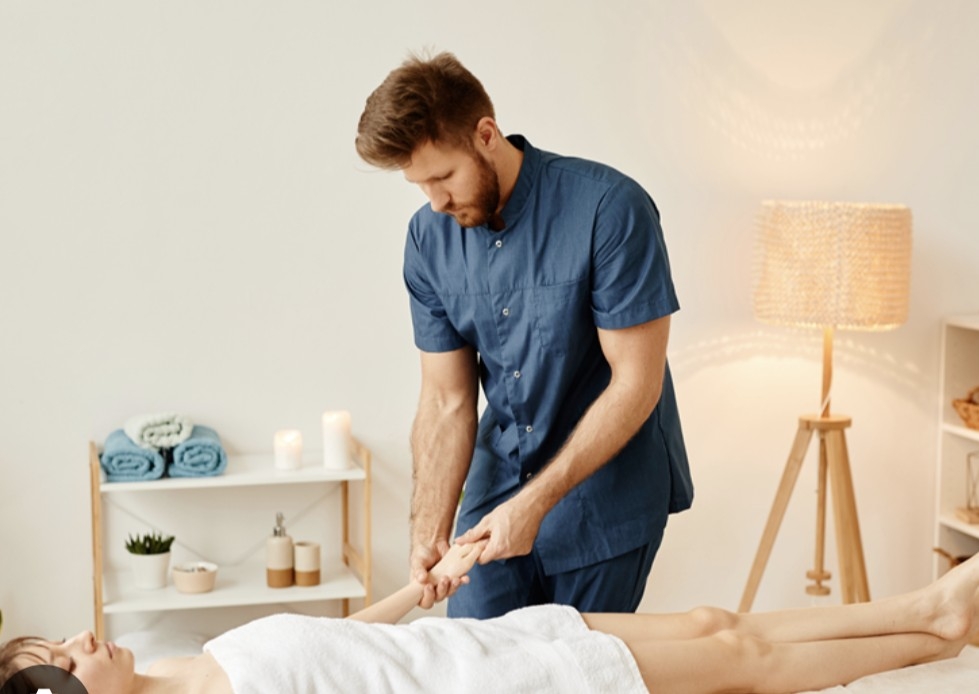 90 Minutes massage by male therapist 