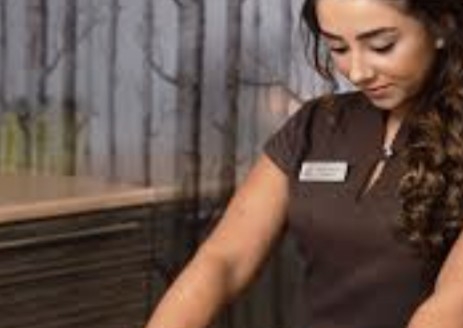 90 Minutes massage $200 Between 6 AM - 6 PM (The original was $ 300 ) 🌹After 6 Pm $300