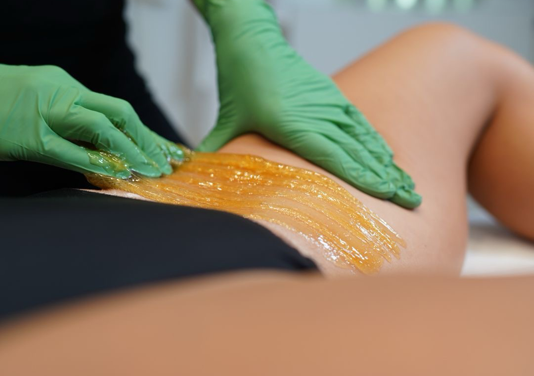 Ladies waxing - Hollywood (hot lycon) 