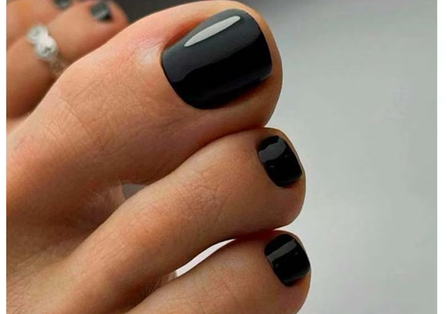 Πεντικιούρ ημιμονημο pericure with shelac remove old colour is not included 