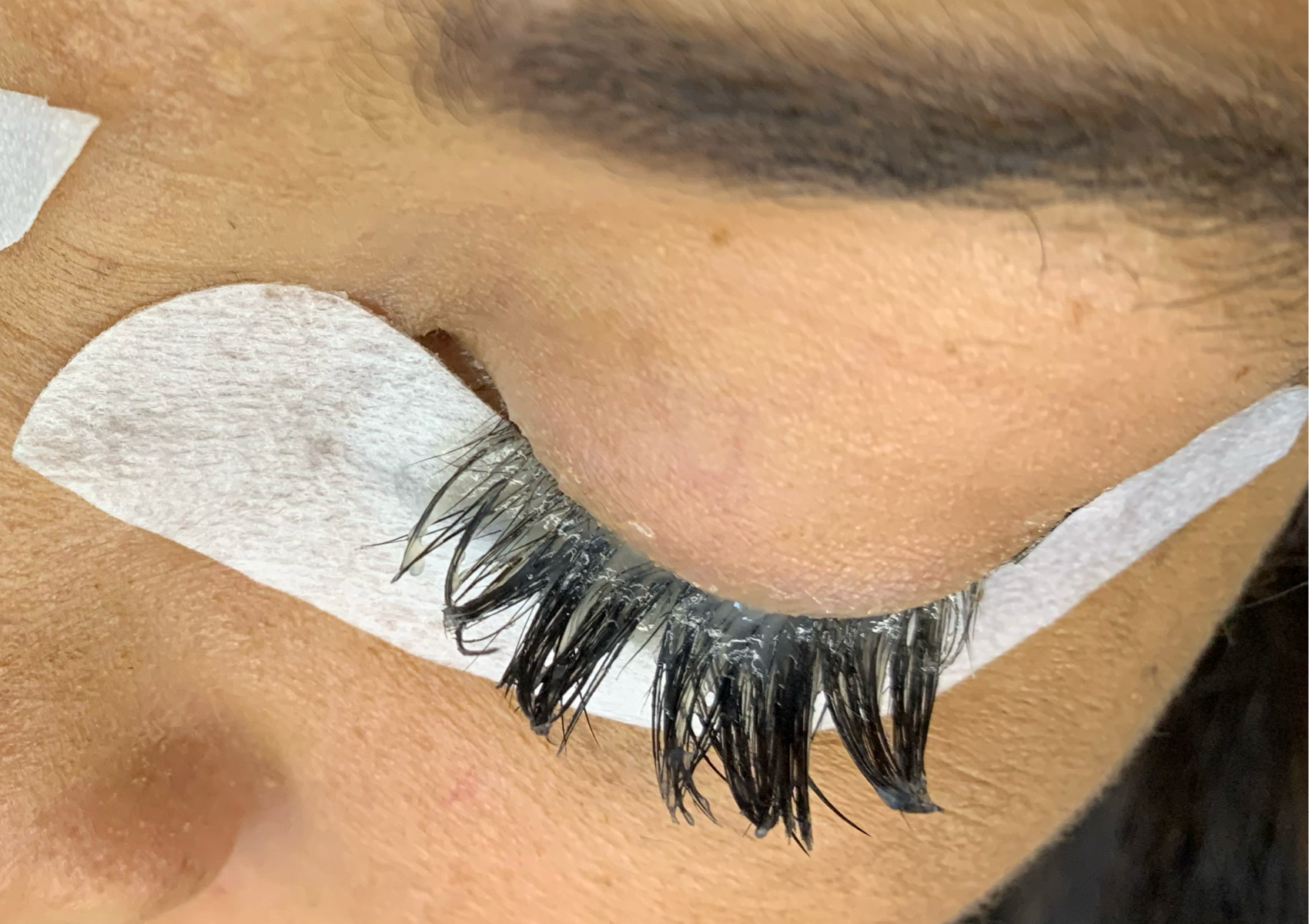 Lash removal