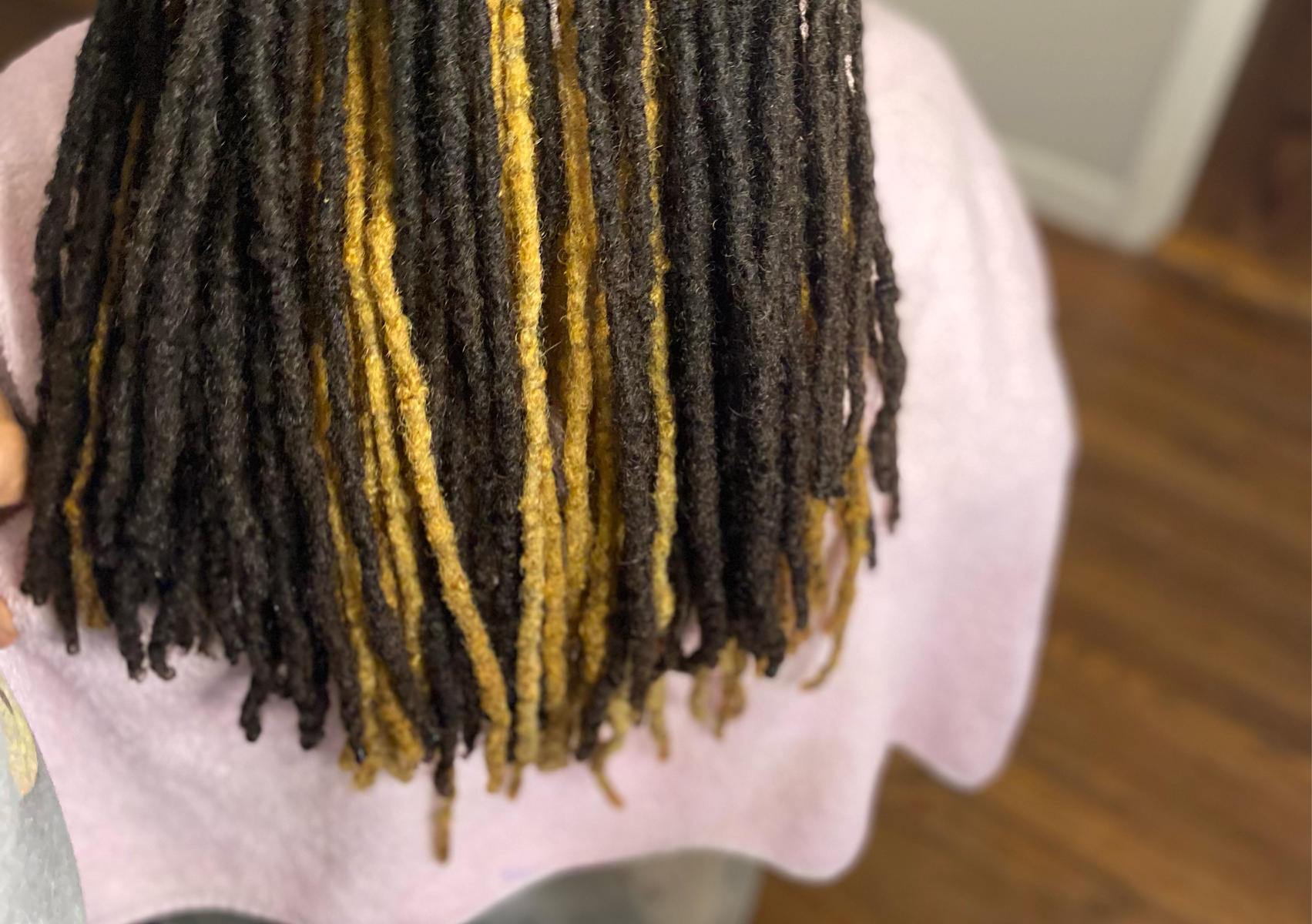 Shampoo Retwist & Style (Below Shoulder)