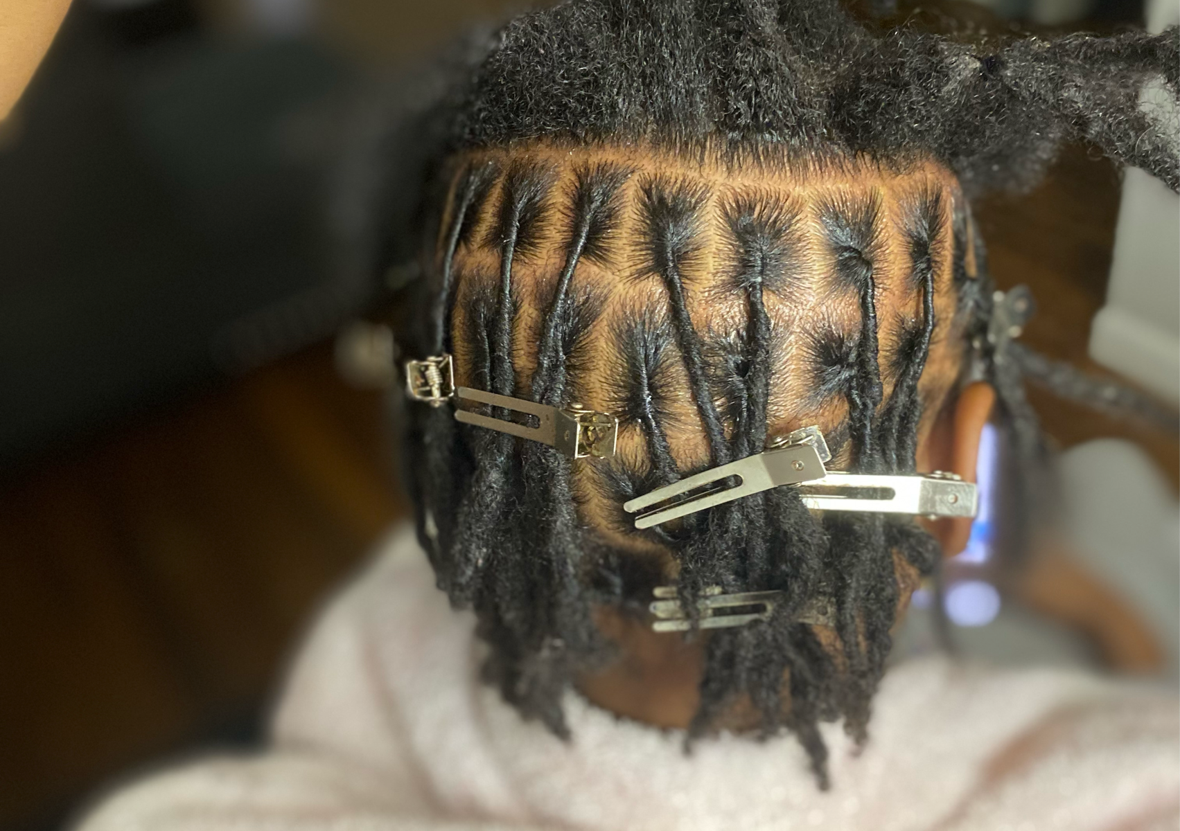 Shampoo Retwist and style *Shoulder  and above