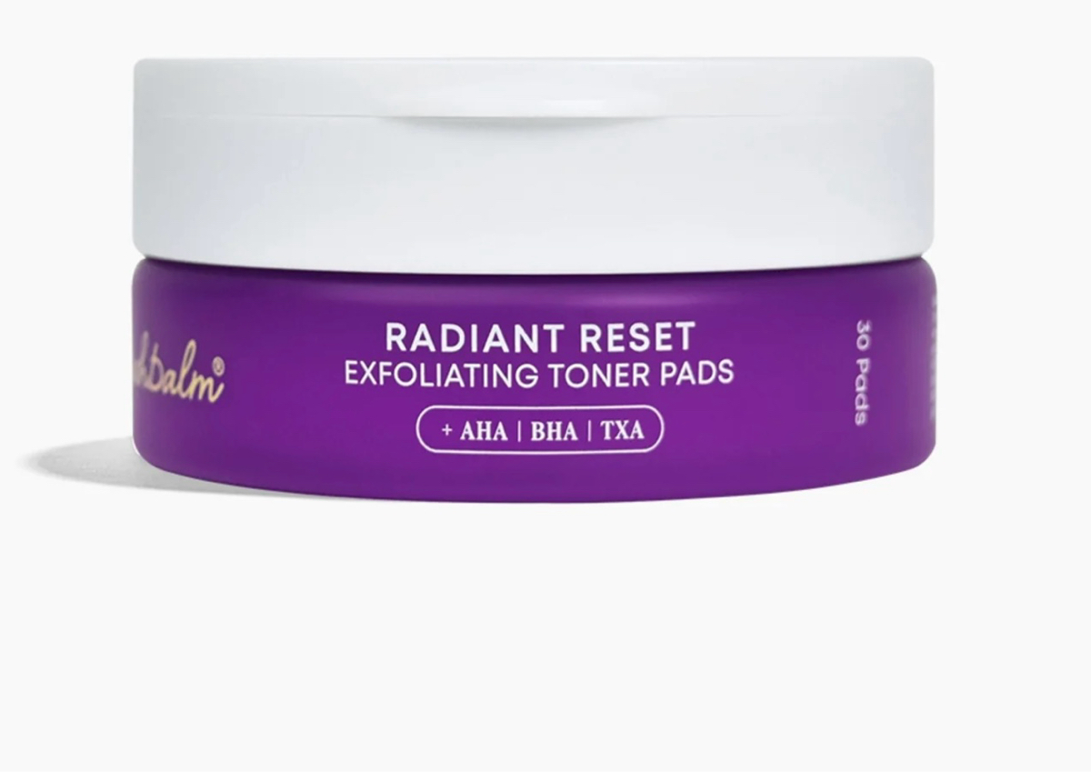 Exfoliating toner pads