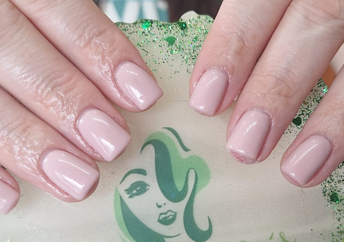 Rubber Base Clear + Gel permanente (Un color)