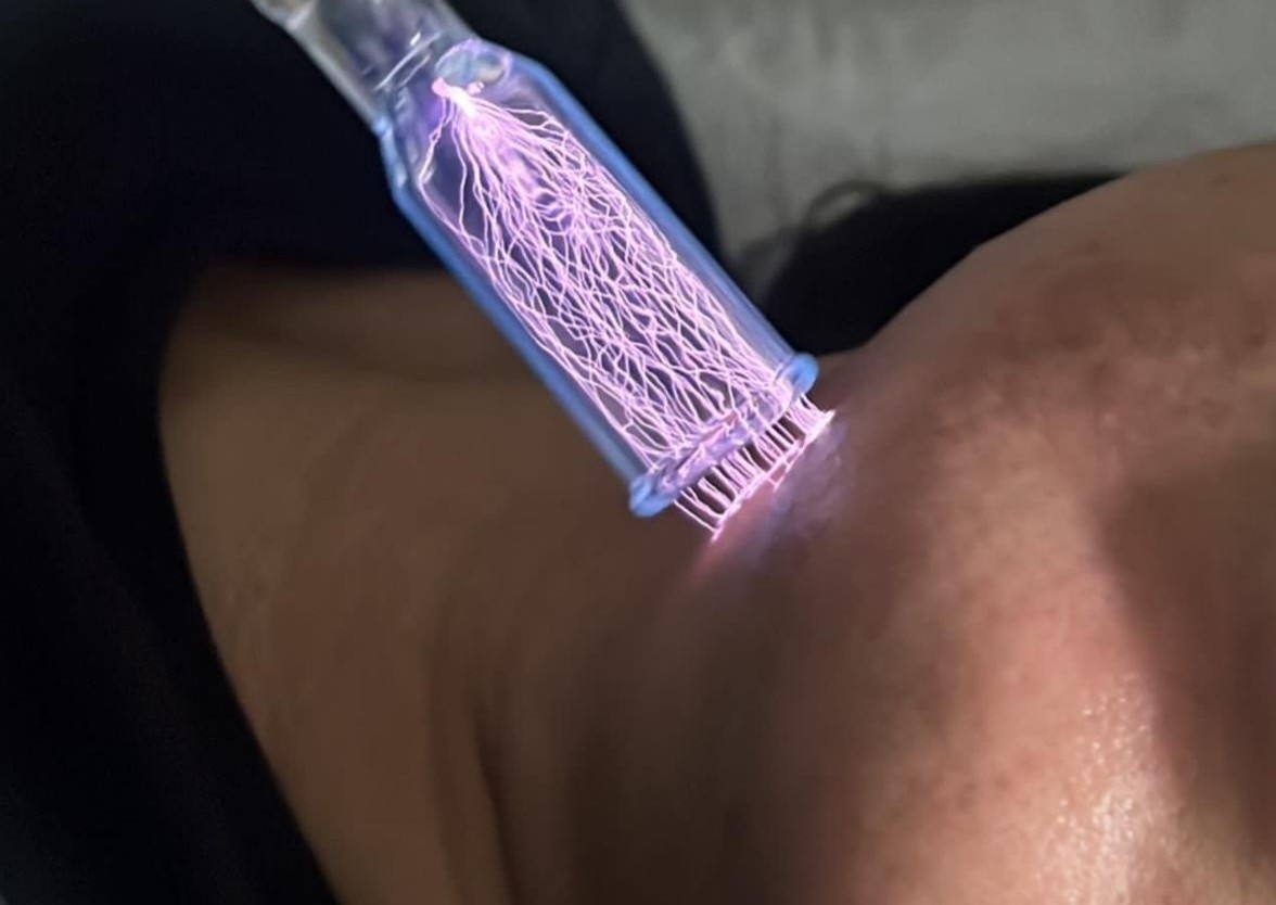 Hyperplasma Shower Eczema Treatment - Large Area