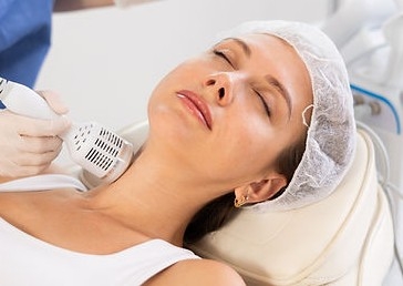 Cool Plasma - Neck Treatment