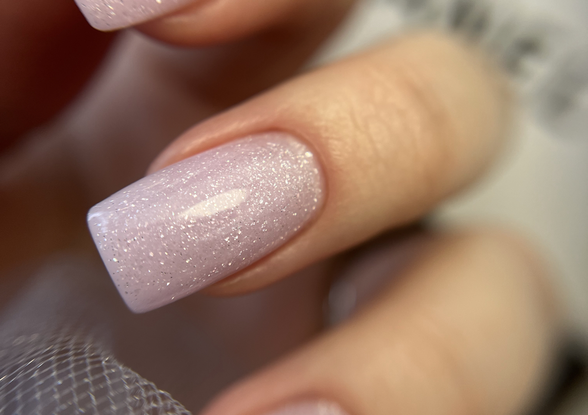 Gel manicure