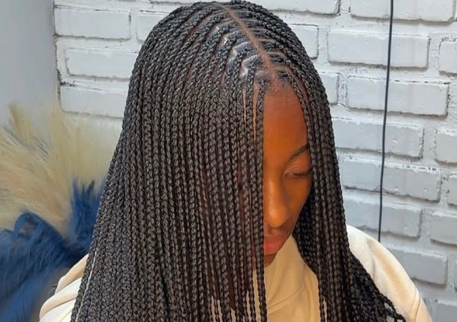 Small Knotless braids