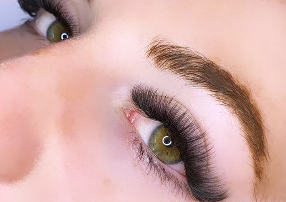 Full Set of Lash Extensions